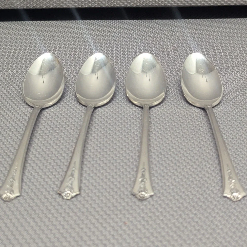 Vintage Holmes & Edwards Spring Garden Silverplate Teaspoons Set of 4 Floral
